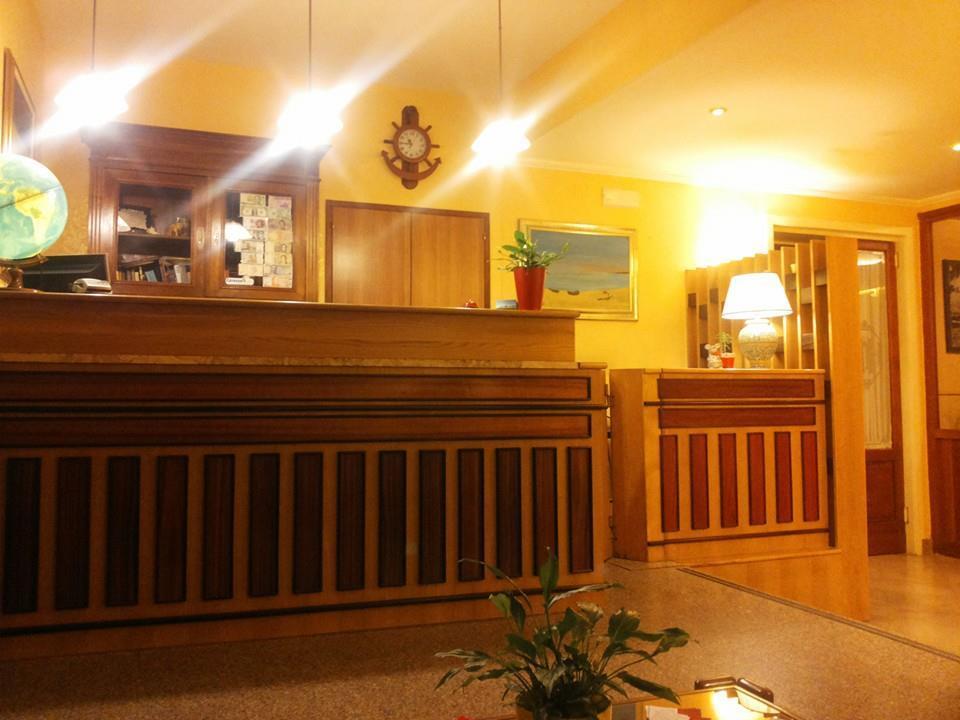 Hotel Villa Ada Pozzallo Ngoại thất bức ảnh